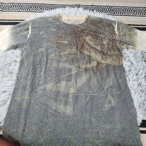 Vintage Decoded 2000's Men's Graphic Short Sleeve T-Shirt Koi Fish Dragon